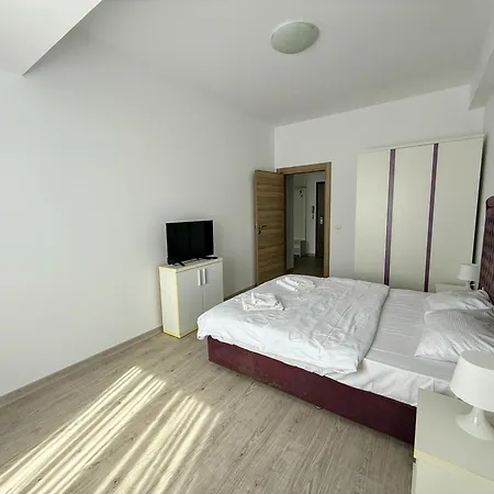 Mareblu Summerland Apartment